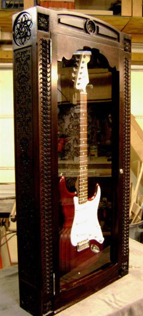 Mike M's Great Examples of Guitar Showcases