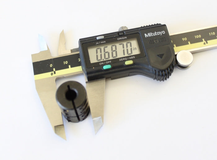 Diameter of the 1/4 inch to 1/4 inch steel rigid clamping coupling